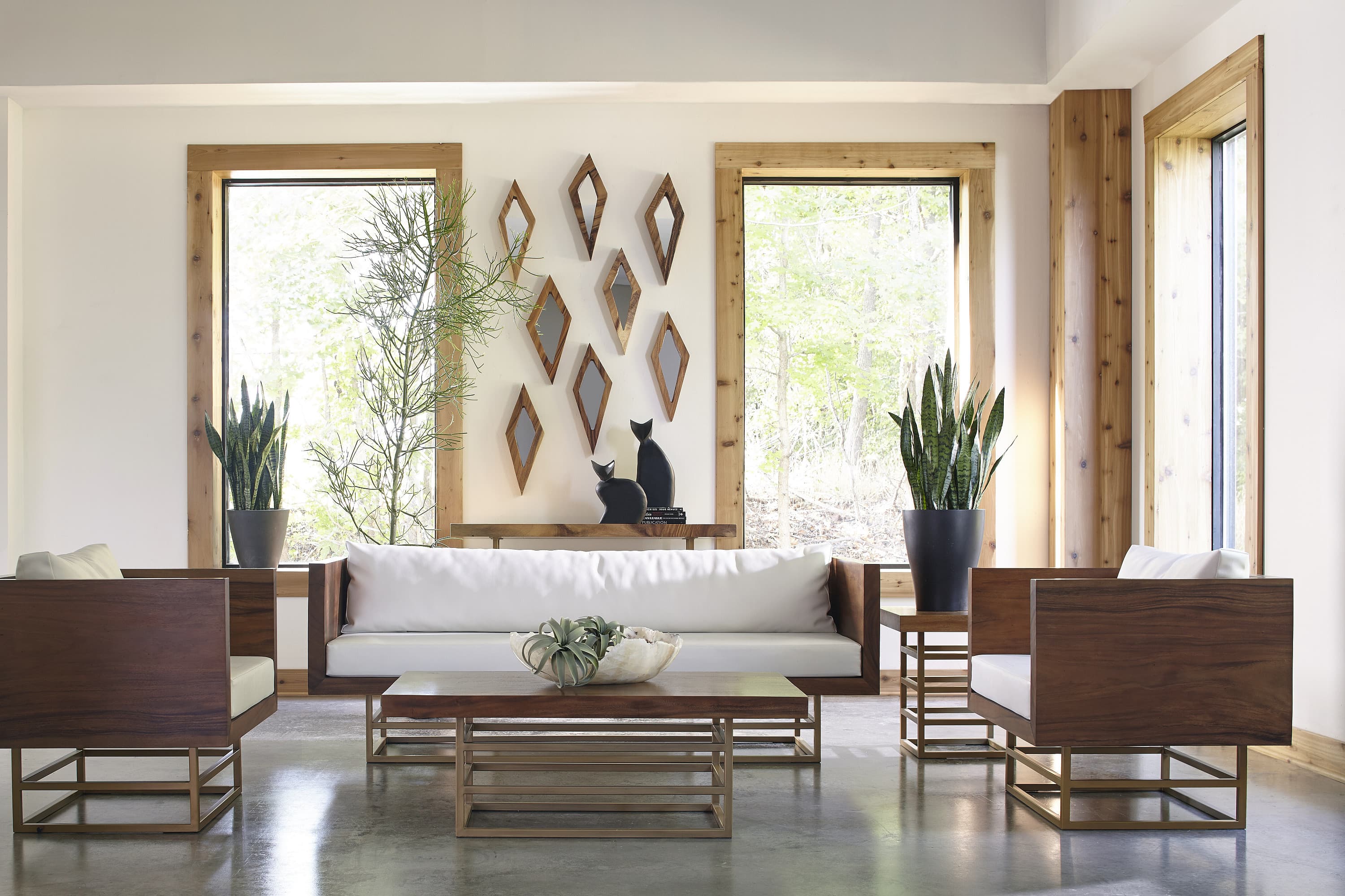 Диван Phillips Collection Ladder Sofa, Suar Wood, Grey/Silver Finish