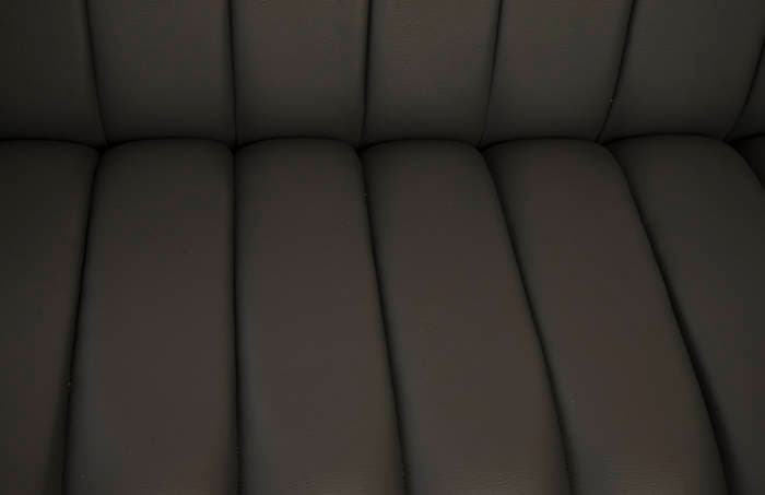 Кресло Phillips Collection Bordo Club Chair, Suar Wood