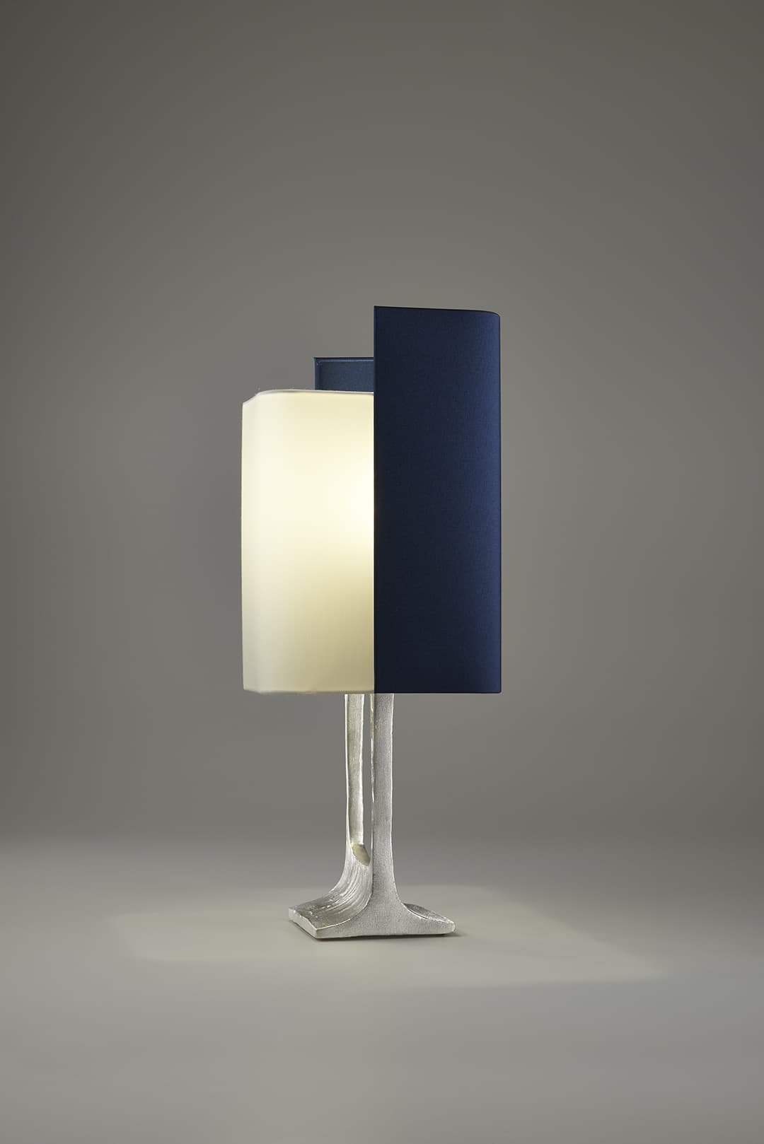 Настольная лампа Charles ROBESPIERRE Charles