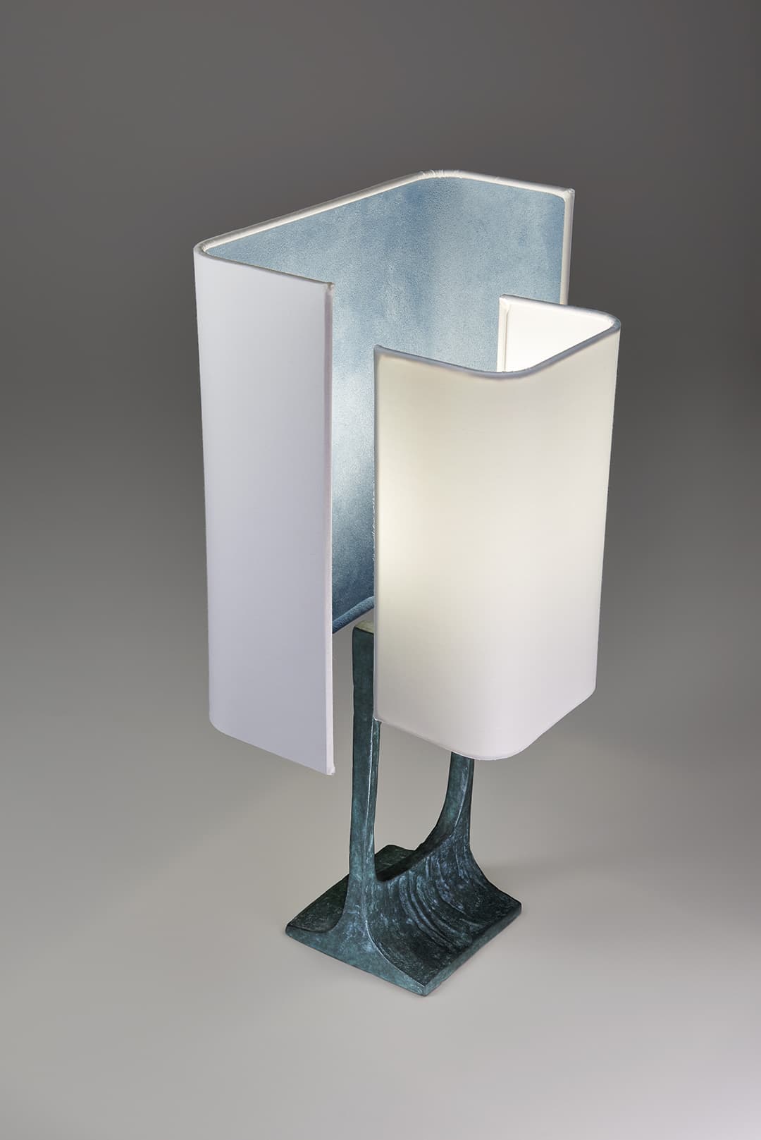 Настольная лампа Charles ROBESPIERRE Charles