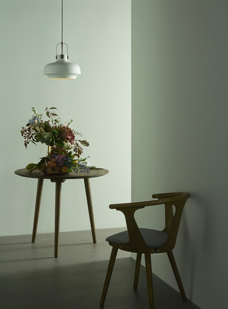 Обеденный стол AndTradition In Between SK3