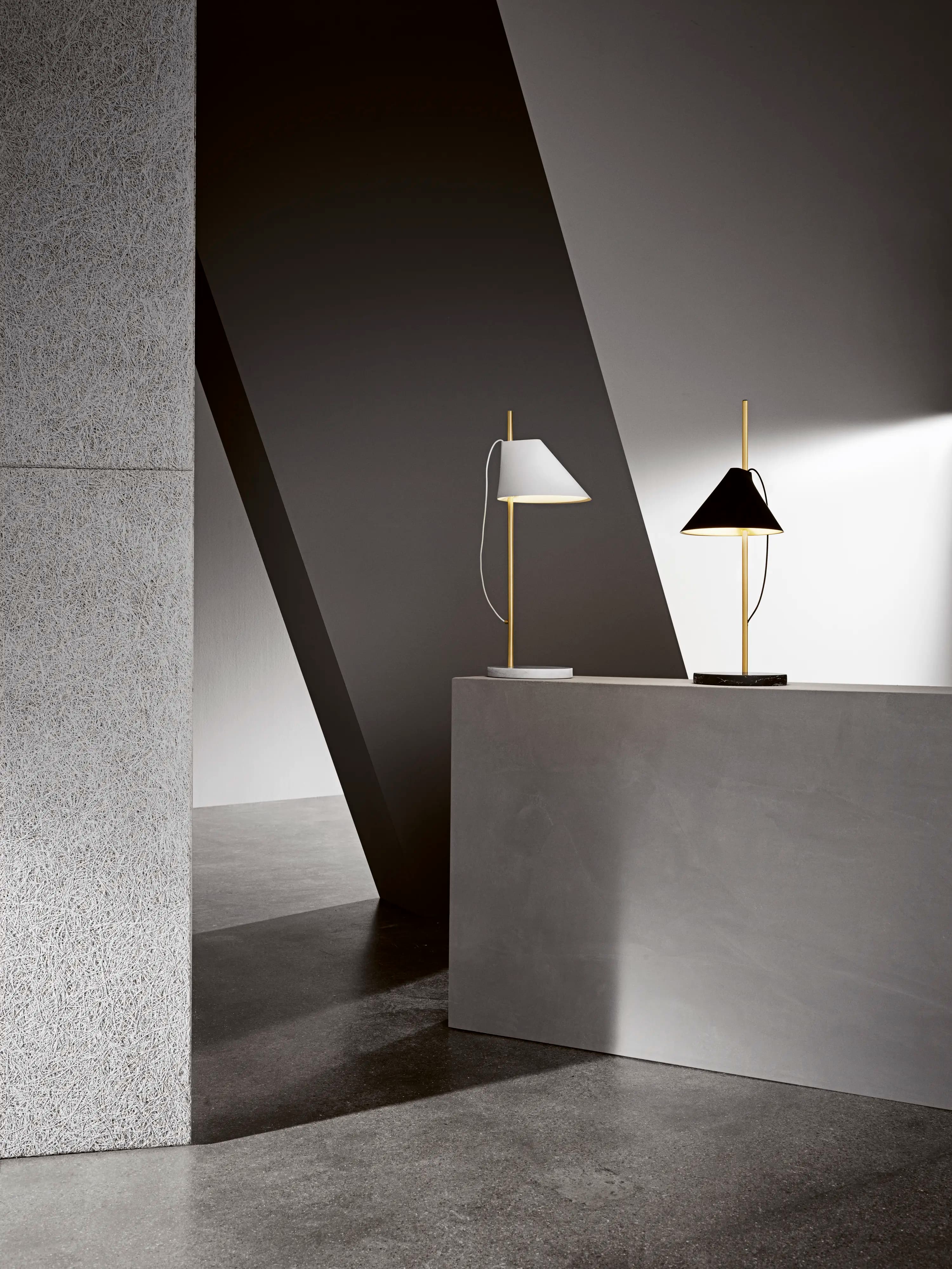 Louis Poulsen Yuh Table Lamp Brass/white — фото 2