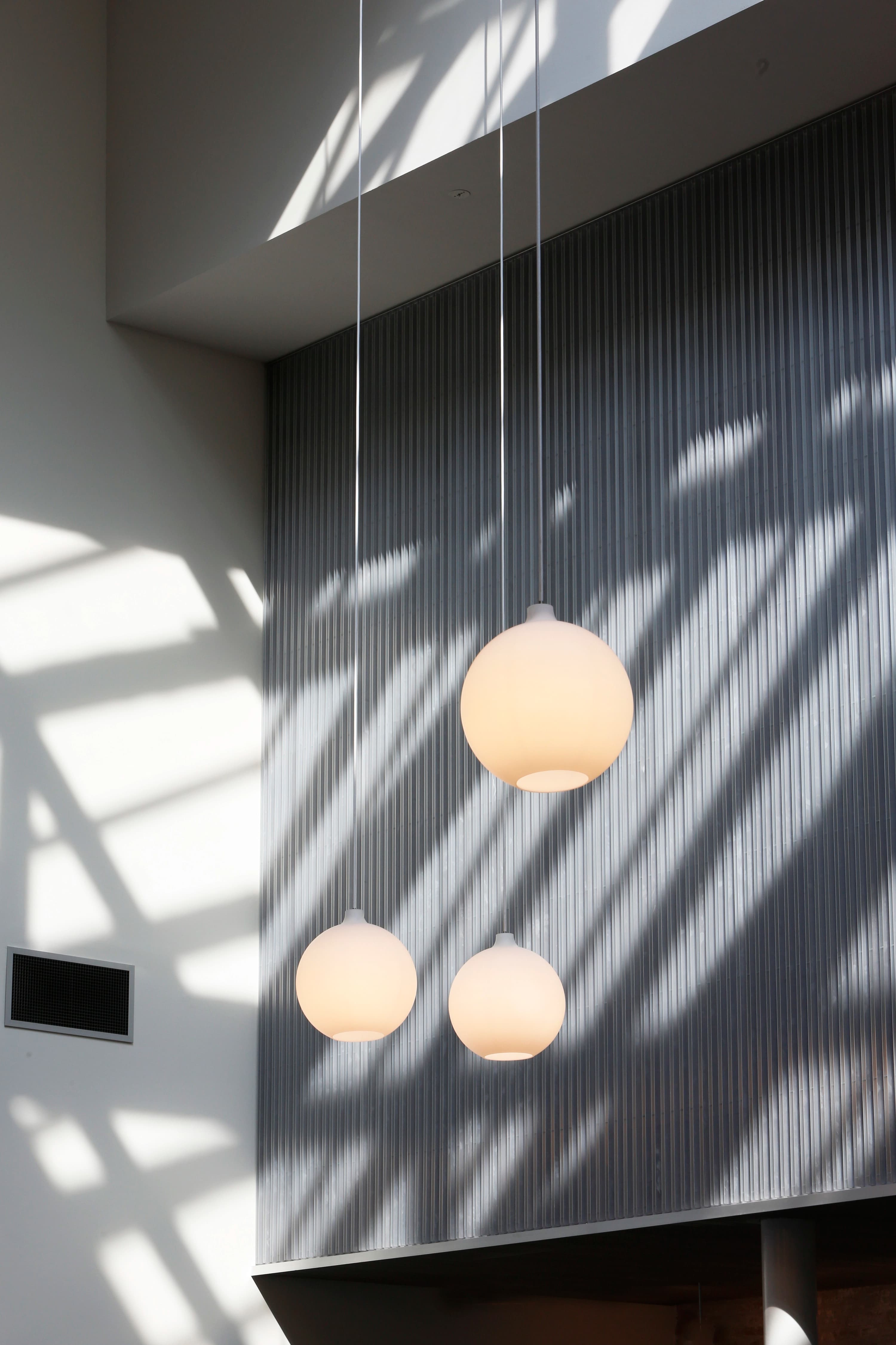 Louis Poulsen Wohlert Pendant White opal glass Ø 400 — фото 3