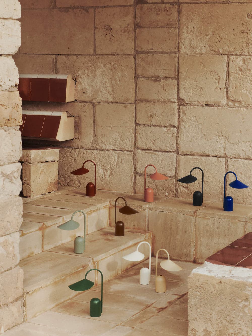 Ferm Living Arum Portable Lamp - Dark Chocolate ferm LIVING — фото 5