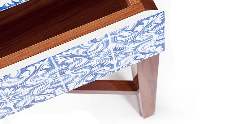 Прикроватный столик Bat eye Guilty side table — фото 2