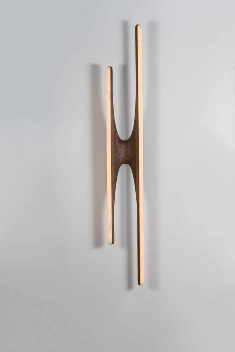 Настенный светильник Markus Haase Carved Wood and Onyx Sculptural Sconce — фото 4
