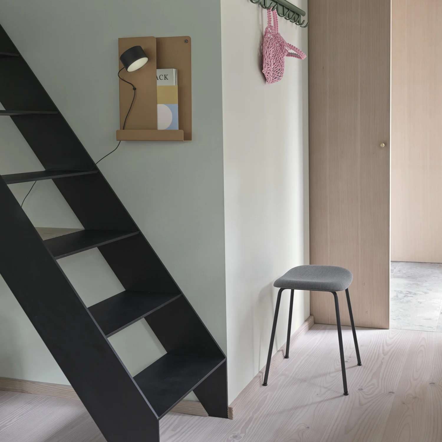Настенный светильник MUUTO Post — фото 6