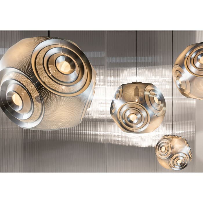 Подвесной светильник Tom Dixon Curve Pendant Ball 32cm — фото 2