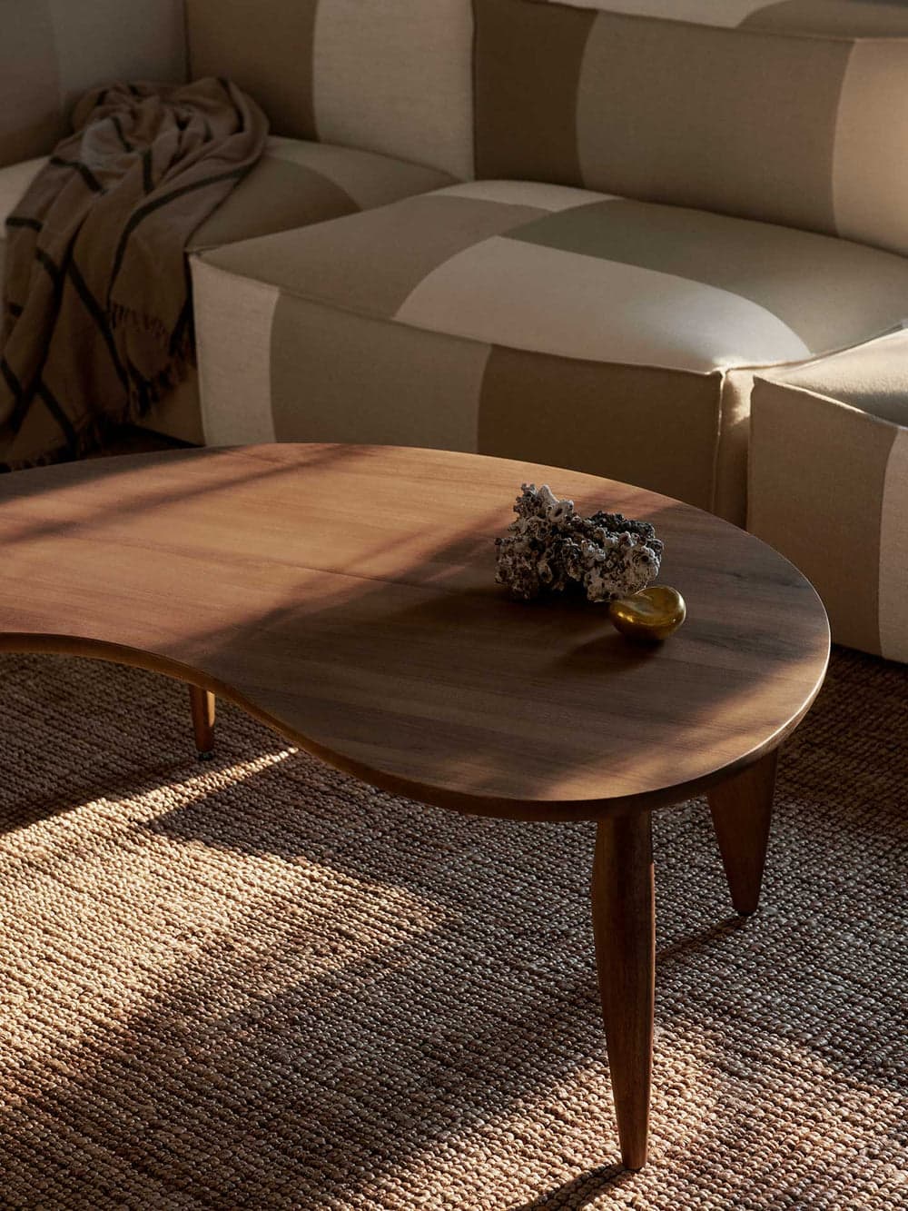 Ferm Living Feve Coffee Table - Walnut — фото 3
