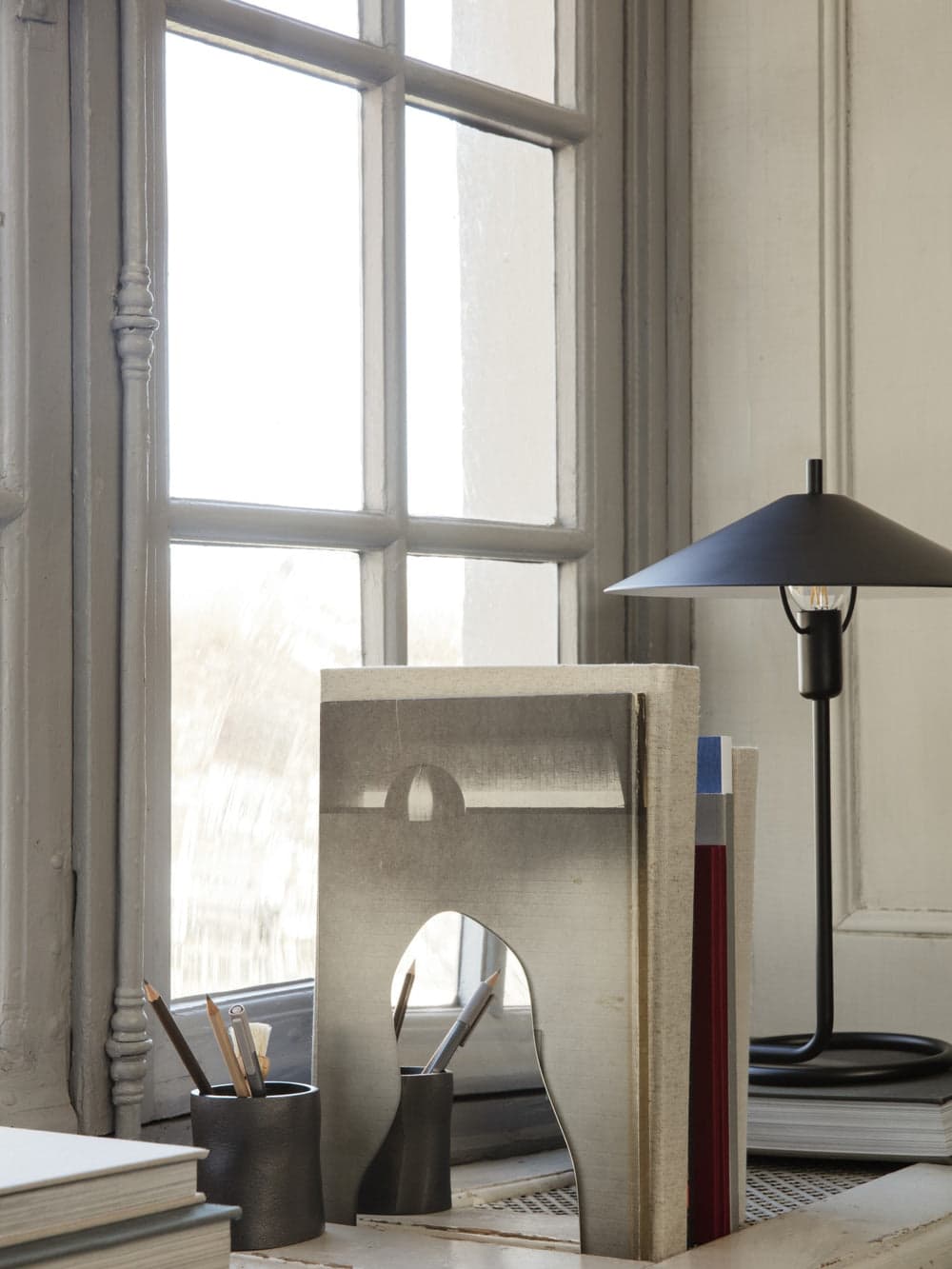Ferm Living Filo Table Lamp - Black/Black — фото 3