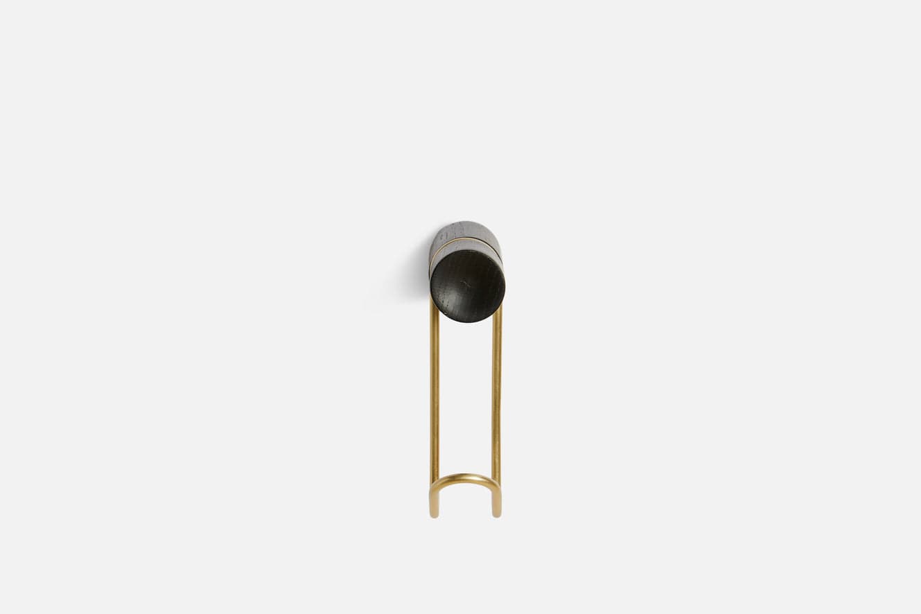 WOUD Around wall hanger (Small) - Black/Satin brass — фото 4