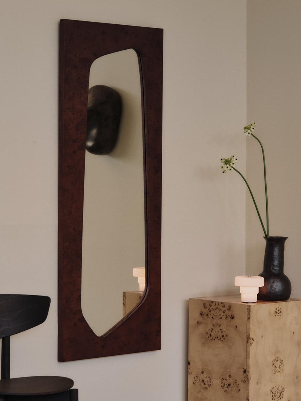 Ferm Living Folia Mirror - Large - Dark Stained Burl — фото 3
