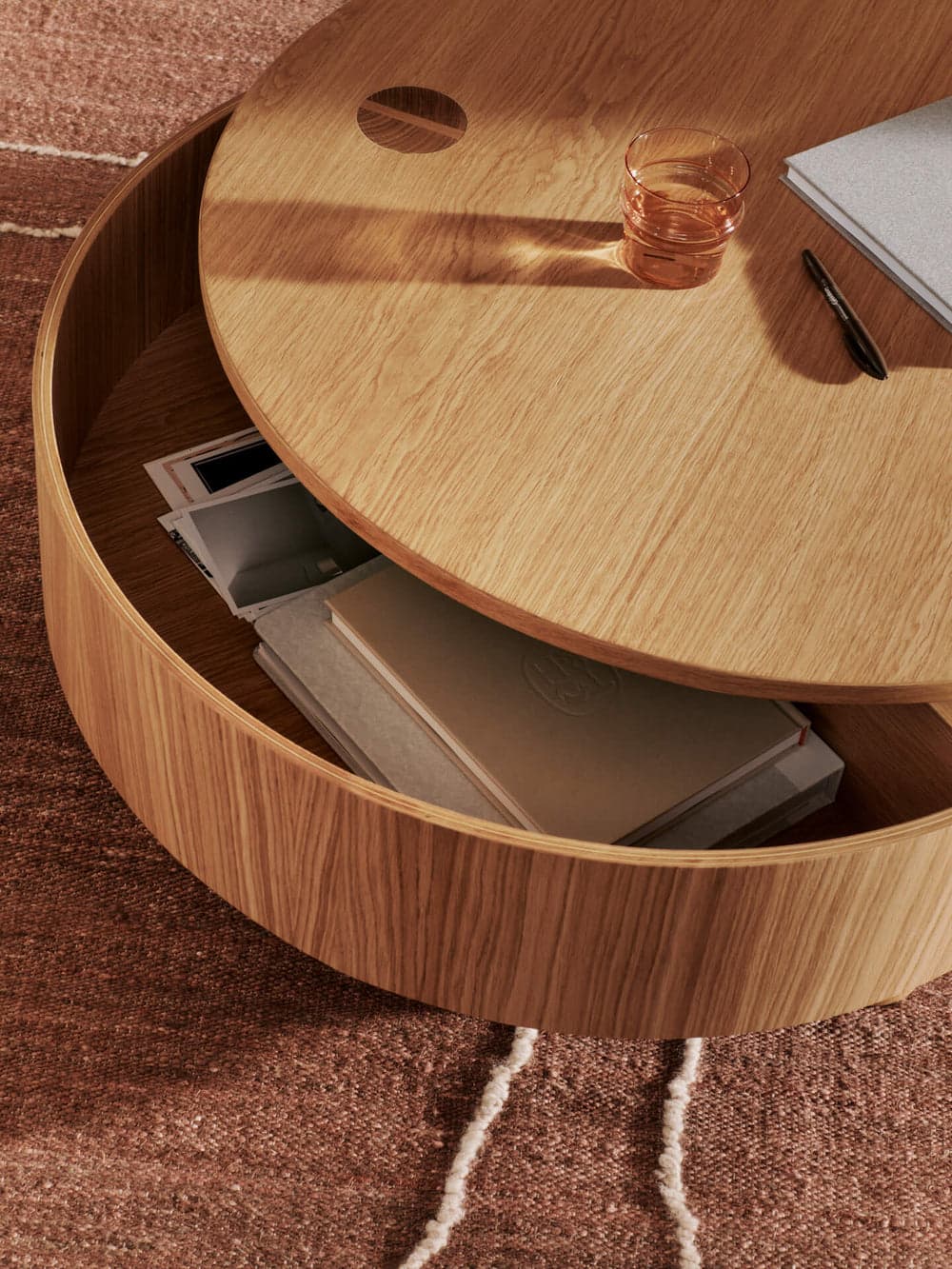 Ferm Living Olles Storage Table - Ø80 - Natural Oak Veneer — фото 4