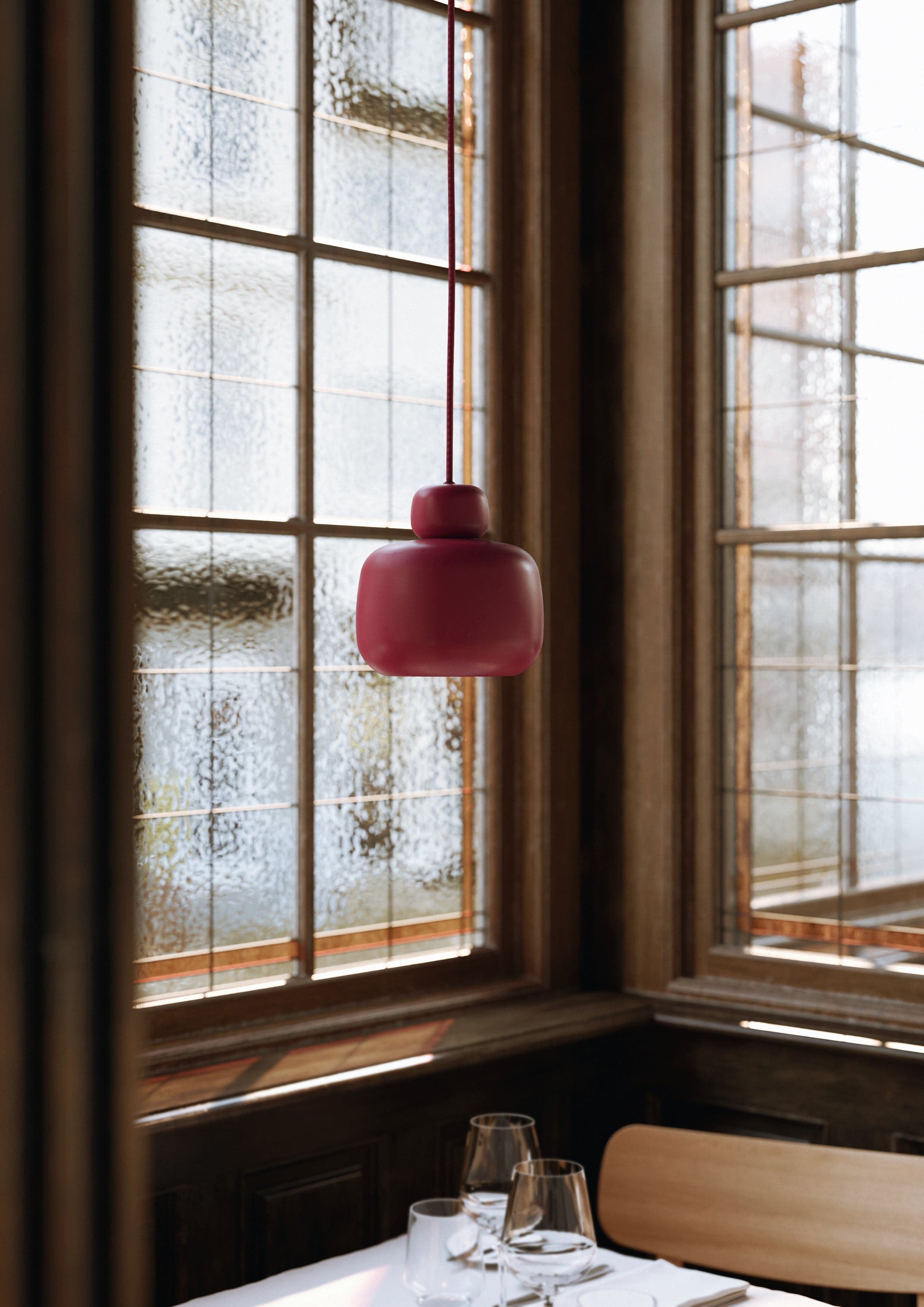 WOUD Stone pendant (Small) - Deep red — фото 3
