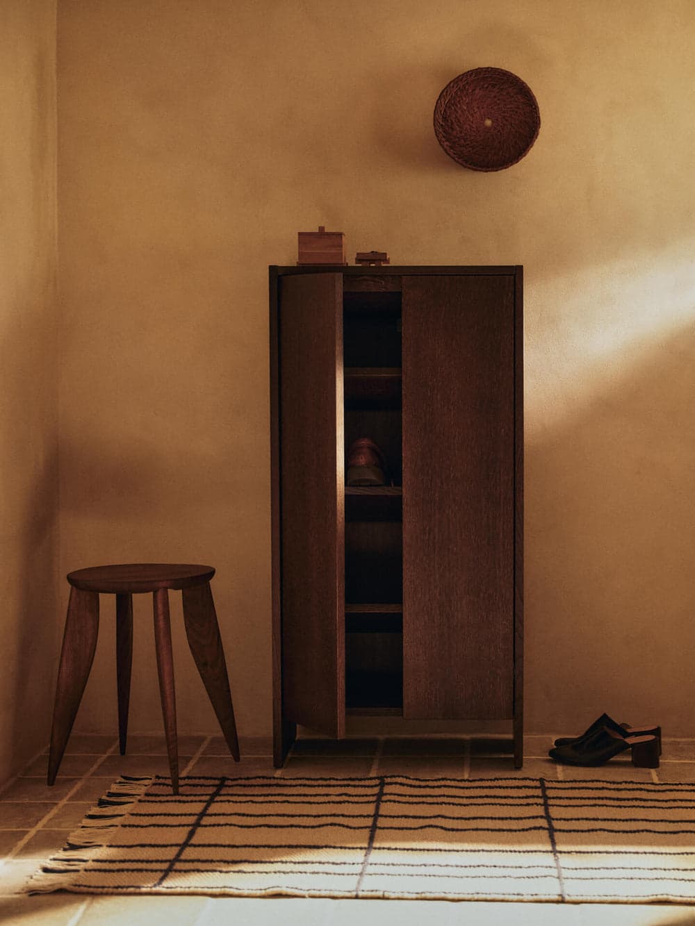 Ferm Living Feve Side Table - Walnut — фото 3