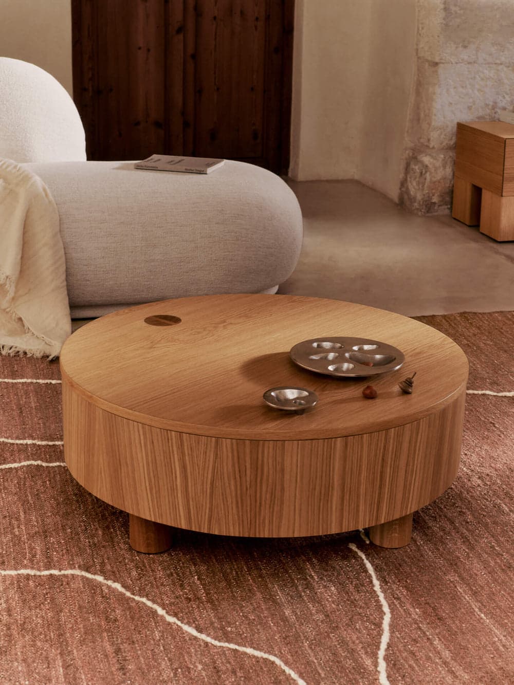 Ferm Living Olles Storage Table - Ø80 - Natural Oak Veneer — фото 3