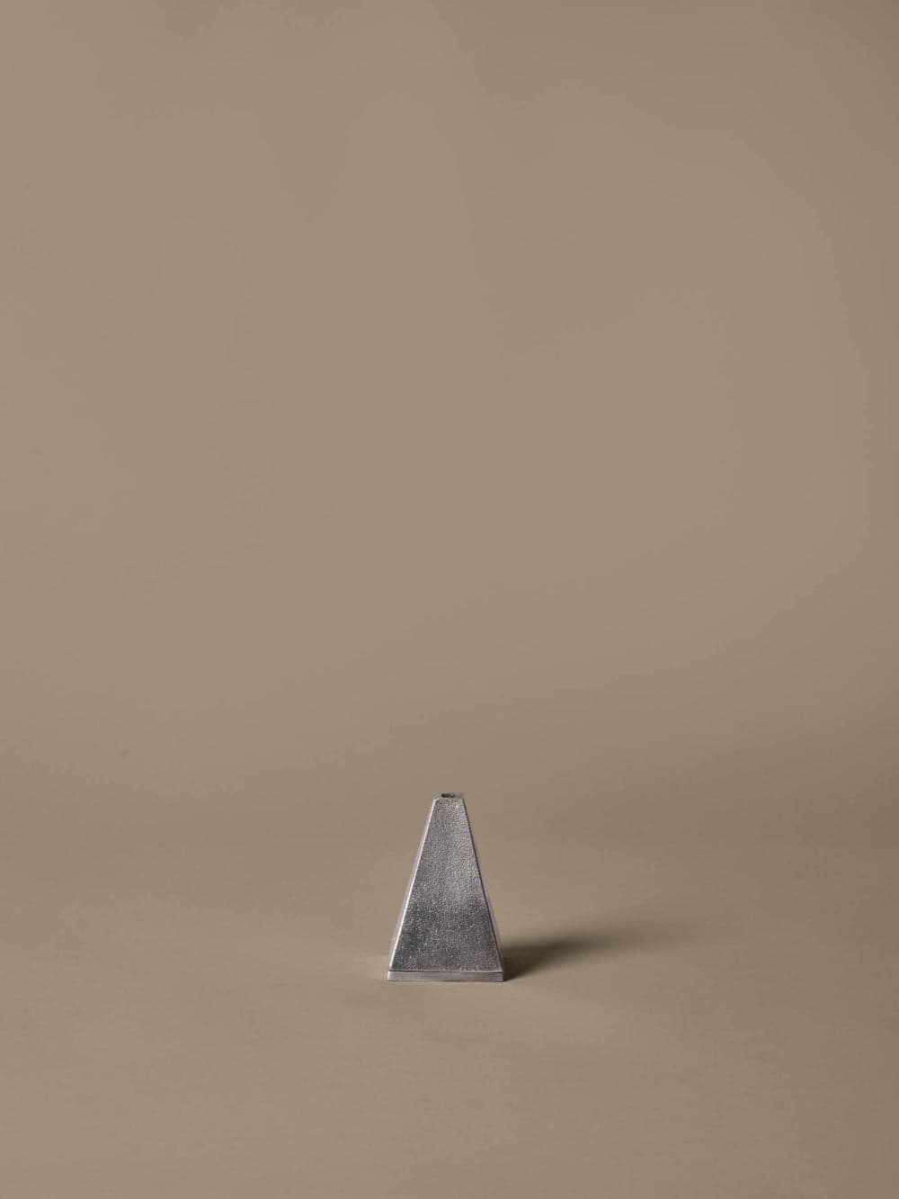 Ferm Living Pyra Incense Cone Burner - Brushed Aluminium — фото 4