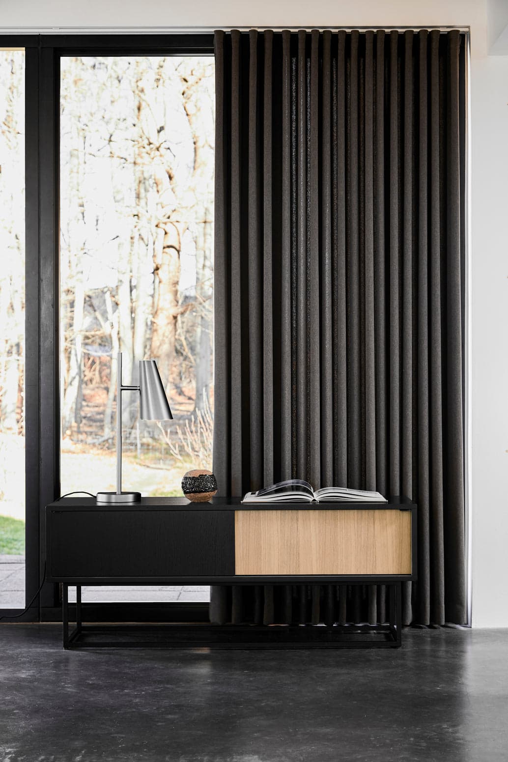 WOUD Virka sideboard (Low) - Oak/black — фото 3
