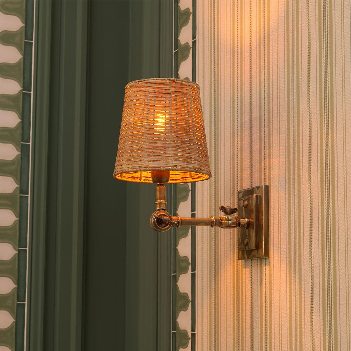 Eichholtz Wall Lamp Wentworth Single — фото 2