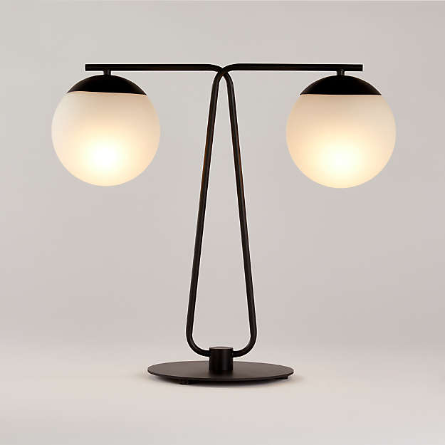 Crate and Barrel Настольная лампа Crate and Barrel Lynby Double Globe Table Lamp