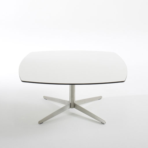 +Halle Журнальный столик +Halle Jet table