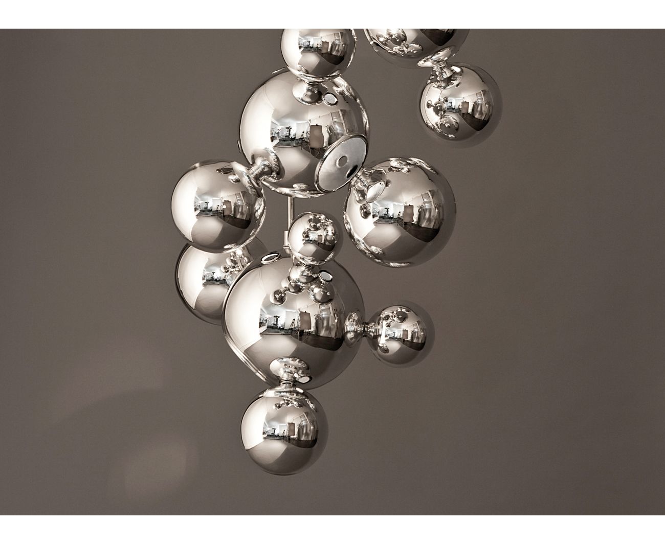 George fall. Бубблес 2. Falling bubbles. Bubble star материал. Falling bubbles.