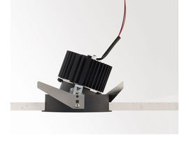 Встраиваемый в потолок светильник Delta Light iMAX ADJUSTABLE TRIMLESS XR13 82743, фото 1