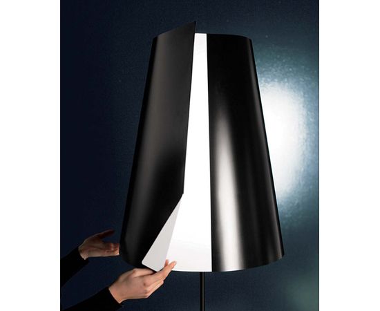 Напольный светильник Pallucco Guardian of light, фото 1