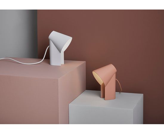 Настольный светильник WOUD Study, фото 3