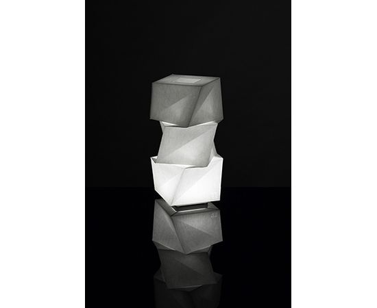 Настольная лампа Artemide IN-EI ISSEY MIYAKE Mogura Mini, фото 1