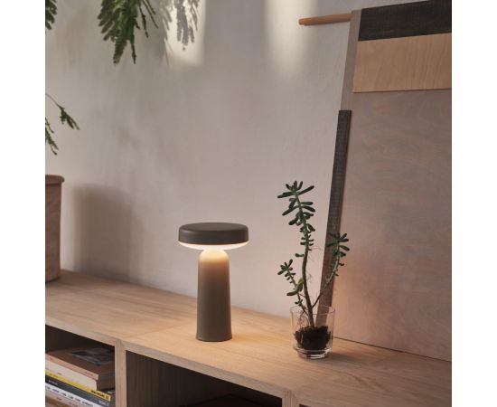 Настольный светильник Muuto Ease Portable Lamp, фото 7
