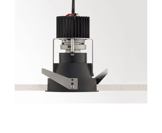 Встраиваемый в потолок светильник Delta Light iMAX ADJUSTABLE XR13 82743, фото 1