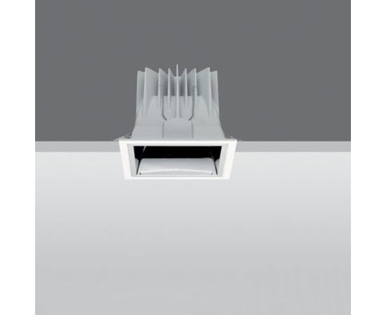 Встраиваемый в потолок светильник iGuzzini Reflex L.L.E. square MC00, фото 1