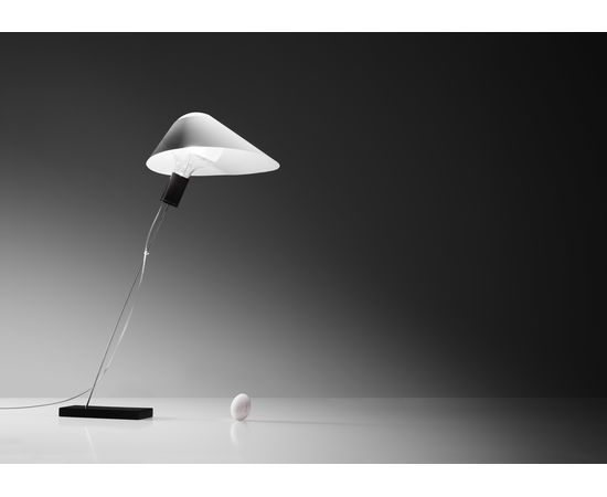 Настольная лампа Ingo Maurer Glatzkopf Table, фото 2