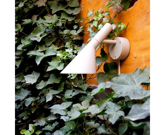 Уличный настенный светильник Louis Poulsen AJ 50 Wall, фото 3