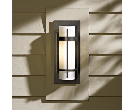 Настенный уличный светильник Hubbardton Forge Banded Small Outdoor Sconce, фото 2