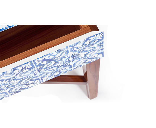 Прикроватный столик Bat eye Guilty side table, фото 2