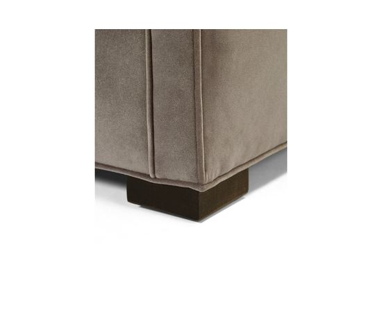 Кресло Theodore Alexander Pendleton Barrel Chair, фото 2