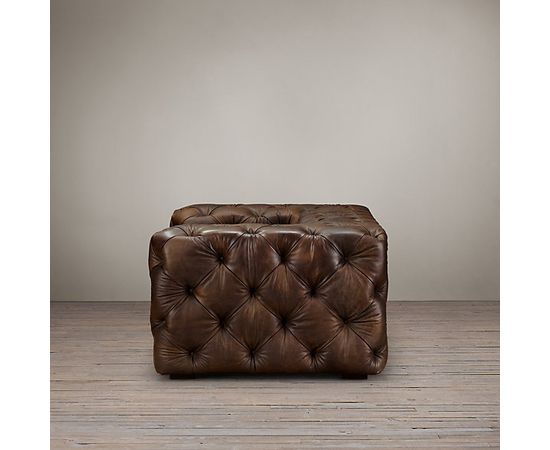 Restoration Hardware Soho Tufted Leather Sofa, фото 3