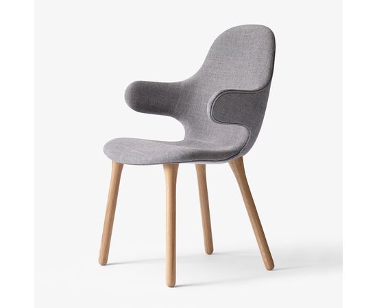 Стул с подлокотниками AndTradition Catch JH1, фото 1