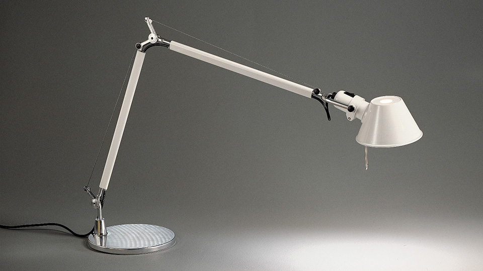 Настольная лампа Artemide Tolomeo