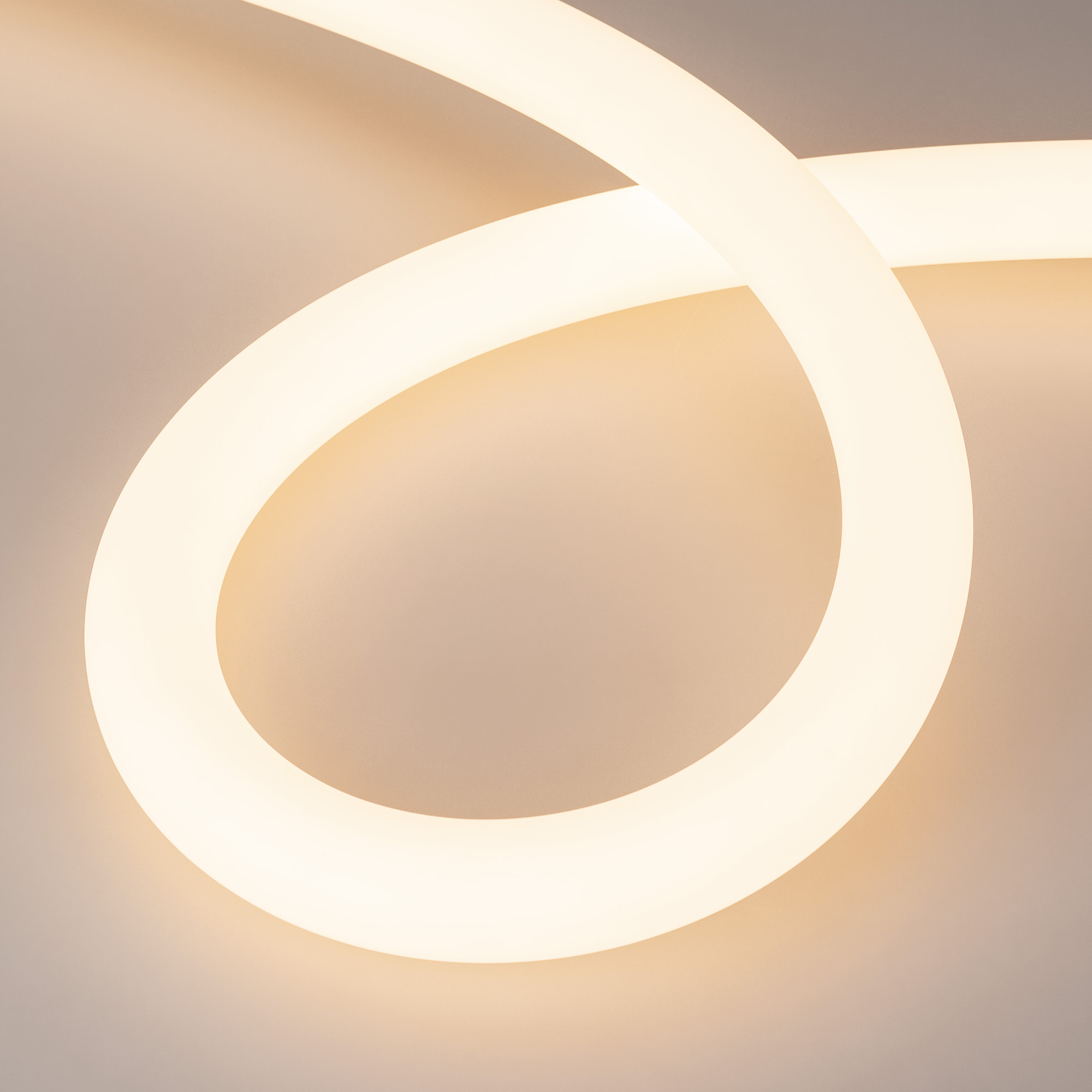 Arlight Светодиодная лента герметичная MOONLIGHT-SIDE-A336-D40mm 24V Warm2700 360deg (15 W/m, IP65, 2835, 5m, wire x1) (Arlight, Вывод боковой, 3 года) 039320